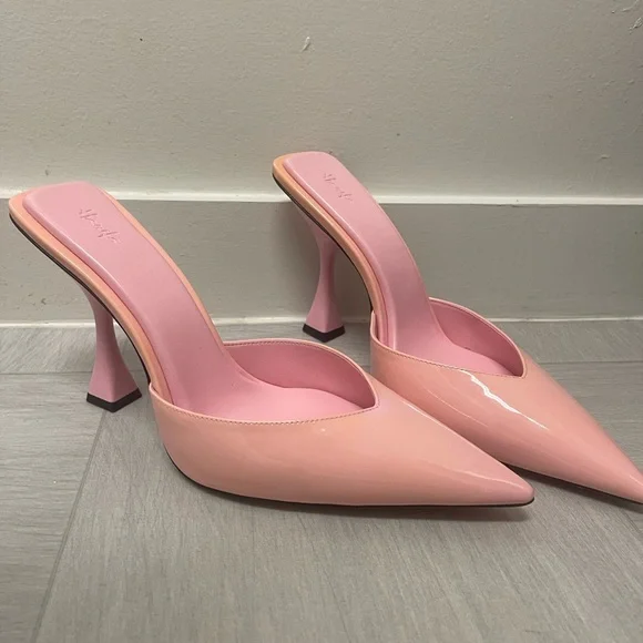 Hanifa Nuri Pump - Picture 4 of 4